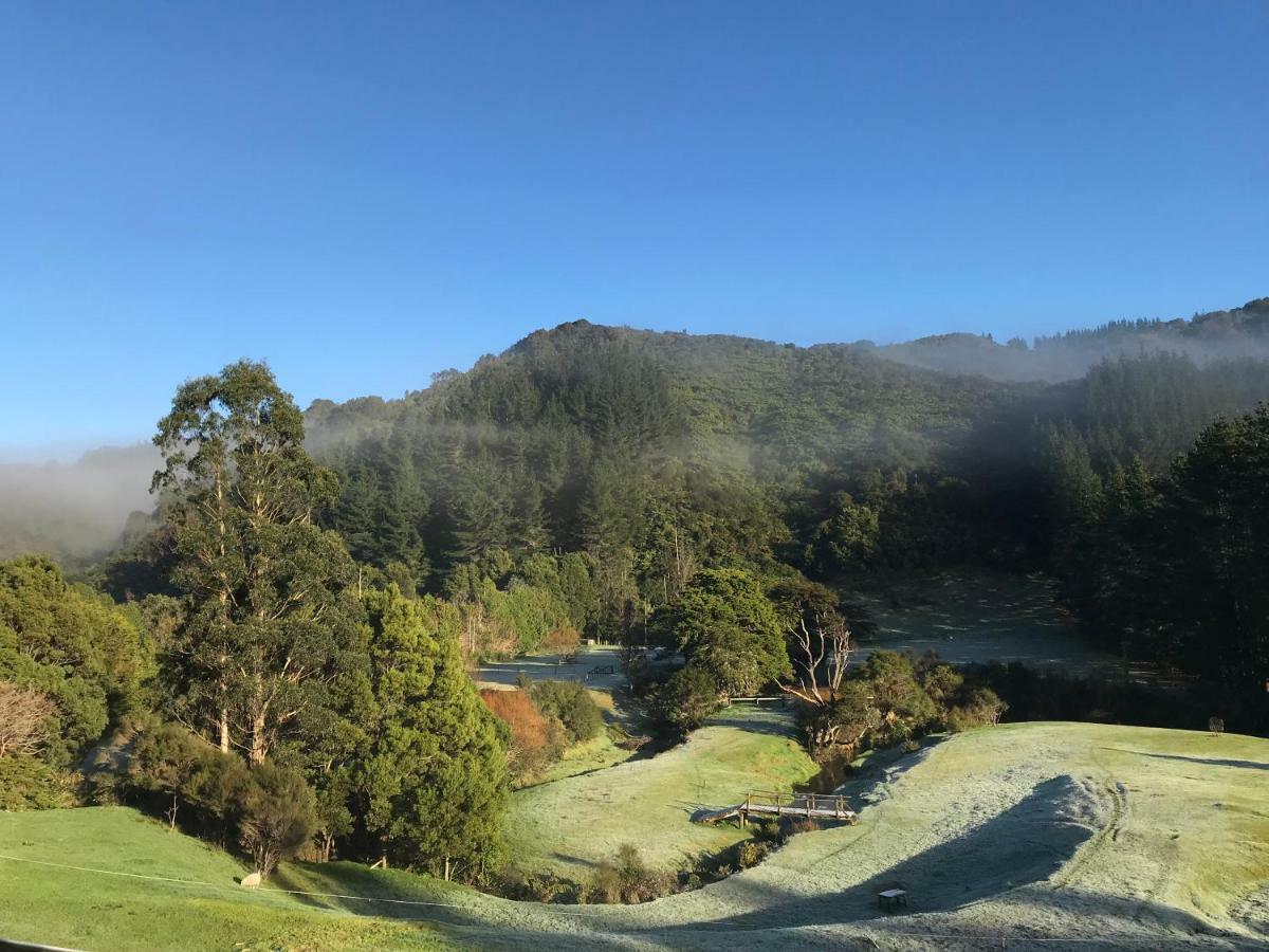 Angie'S Rural Retreat Hotel Wainuiomata Buitenkant foto